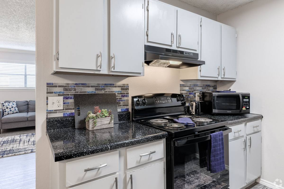 Apartment for rent at 2310 NW Terrace Hills Blvd, Lawton, OK 73505