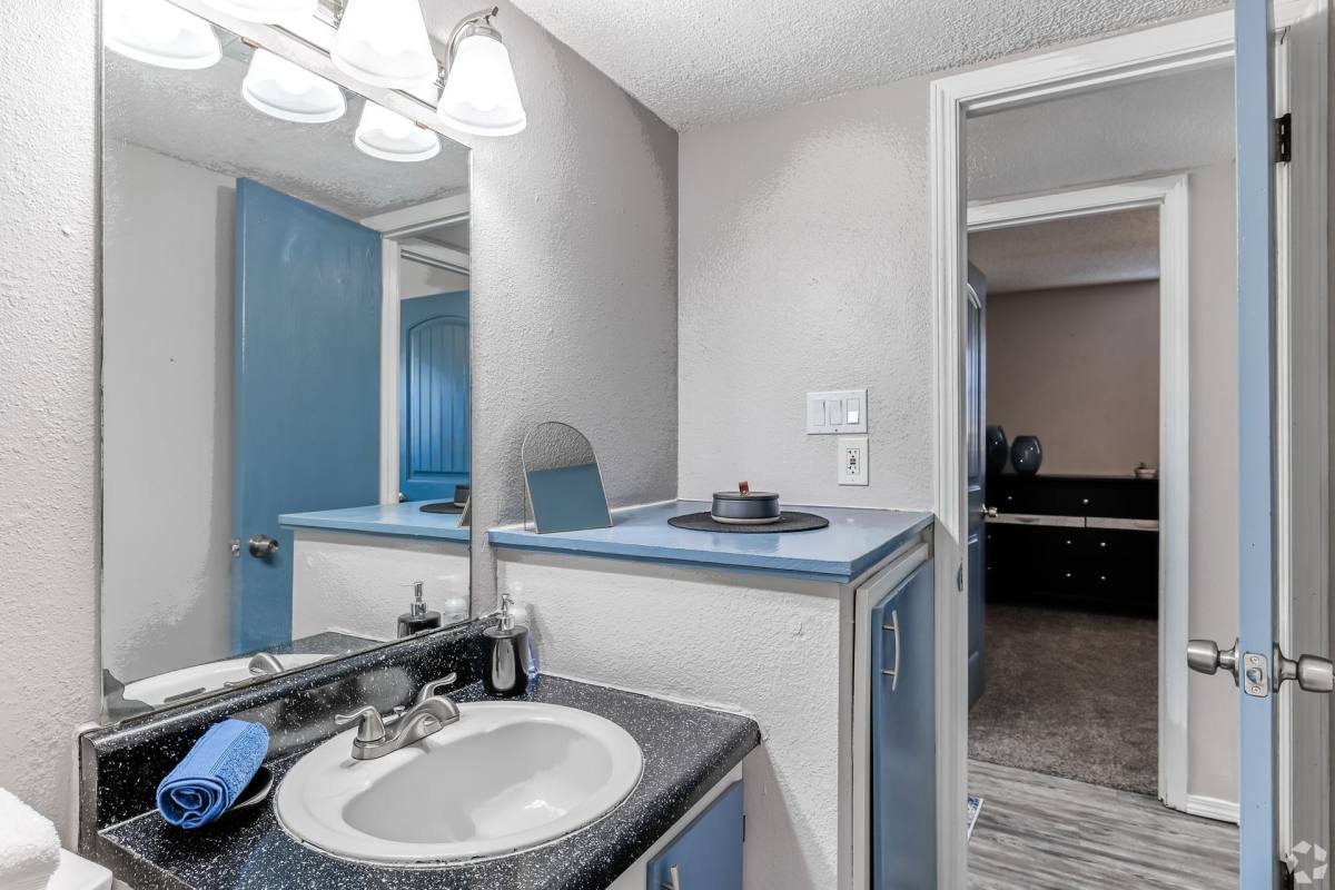 Apartment for rent at 2310 NW Terrace Hills Blvd, Lawton, OK 73505
