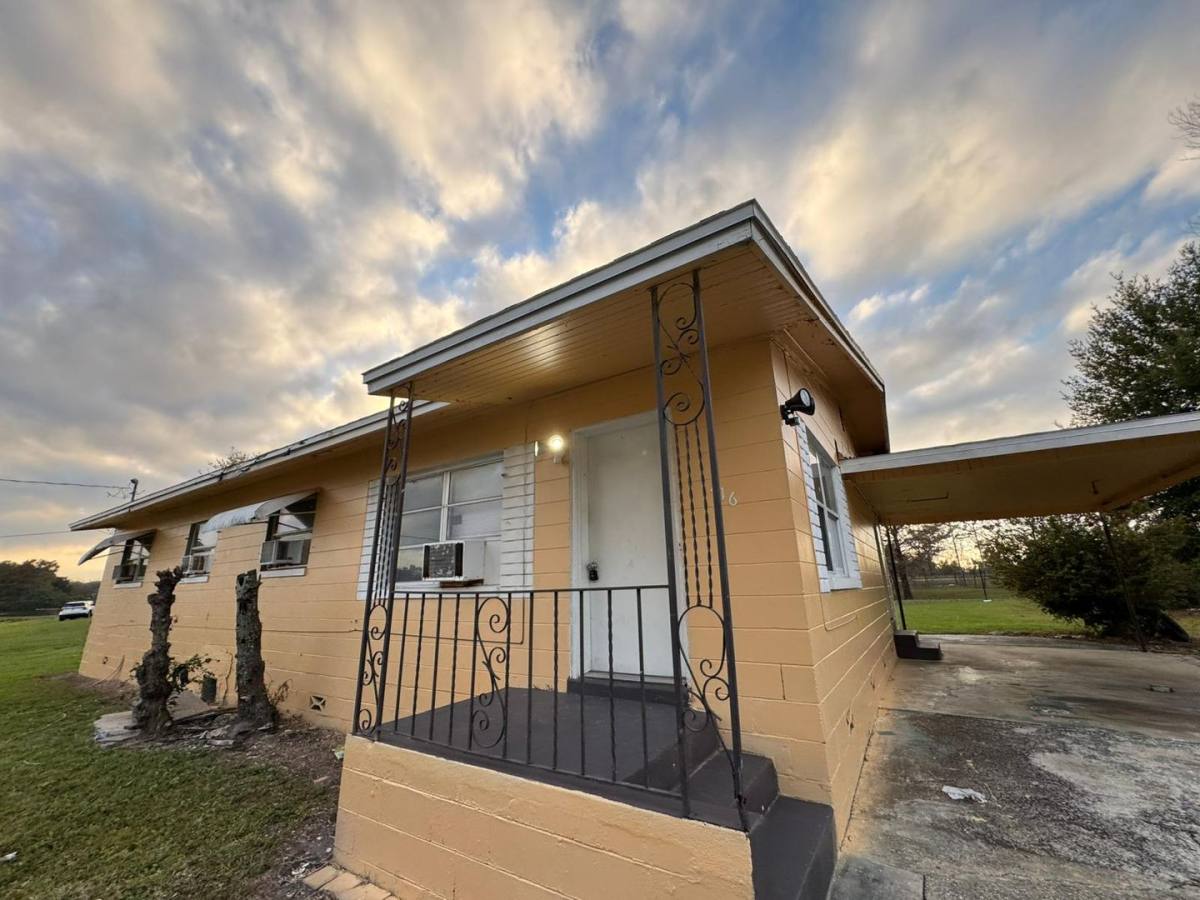 House for rent at 416 Sun Court, Orlando, FL 32805
