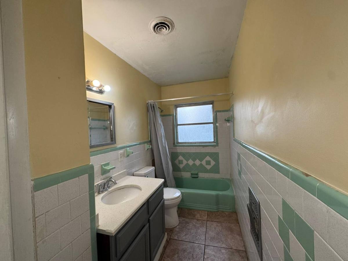 House for rent at 416 Sun Court, Orlando, FL 32805