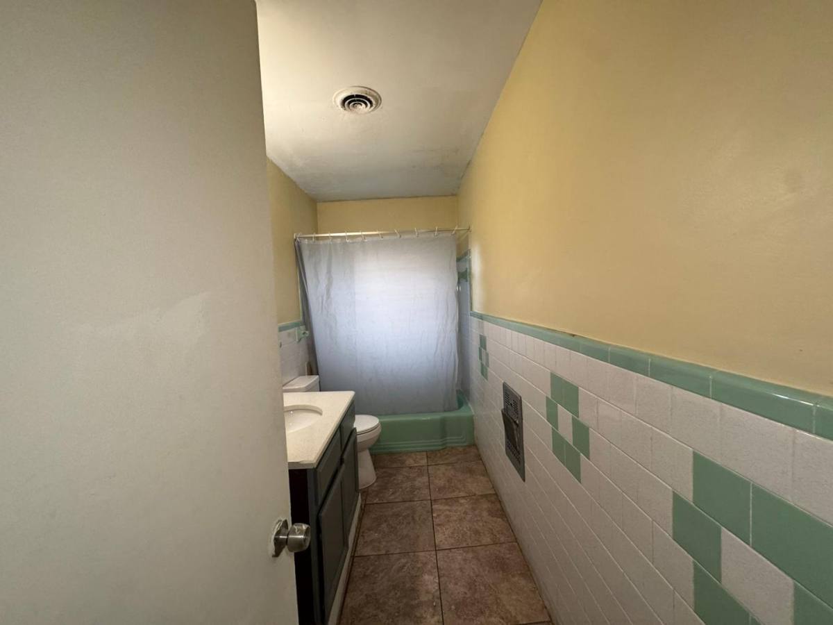 House for rent at 416 Sun Court, Orlando, FL 32805
