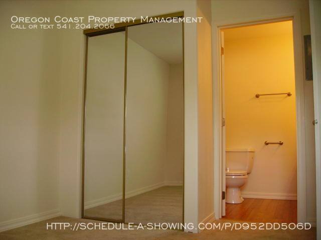Apartment for rent at 3415 N Highway 101 #3, Depoe Bay, OR 97341