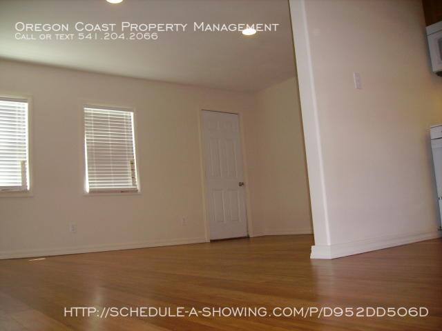 Apartment for rent at 3415 N Highway 101 #3, Depoe Bay, OR 97341