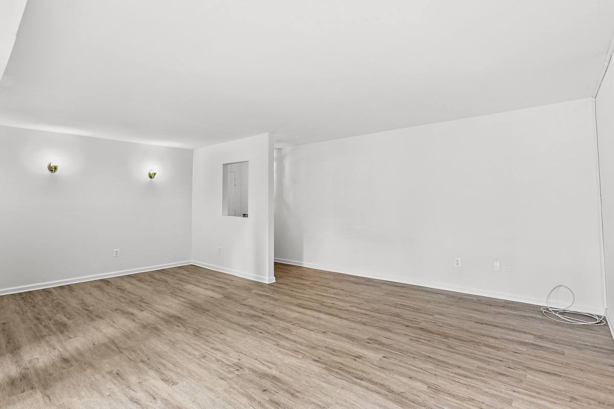 House for rent at 9629 White Acre Rd #B-2, Columbia, MD 21045