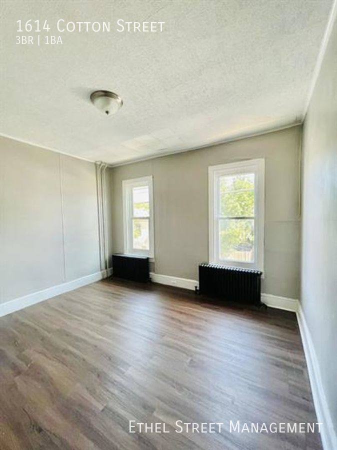 Townhouse for rent at 1614 Cotton St, Reading, PA 19606