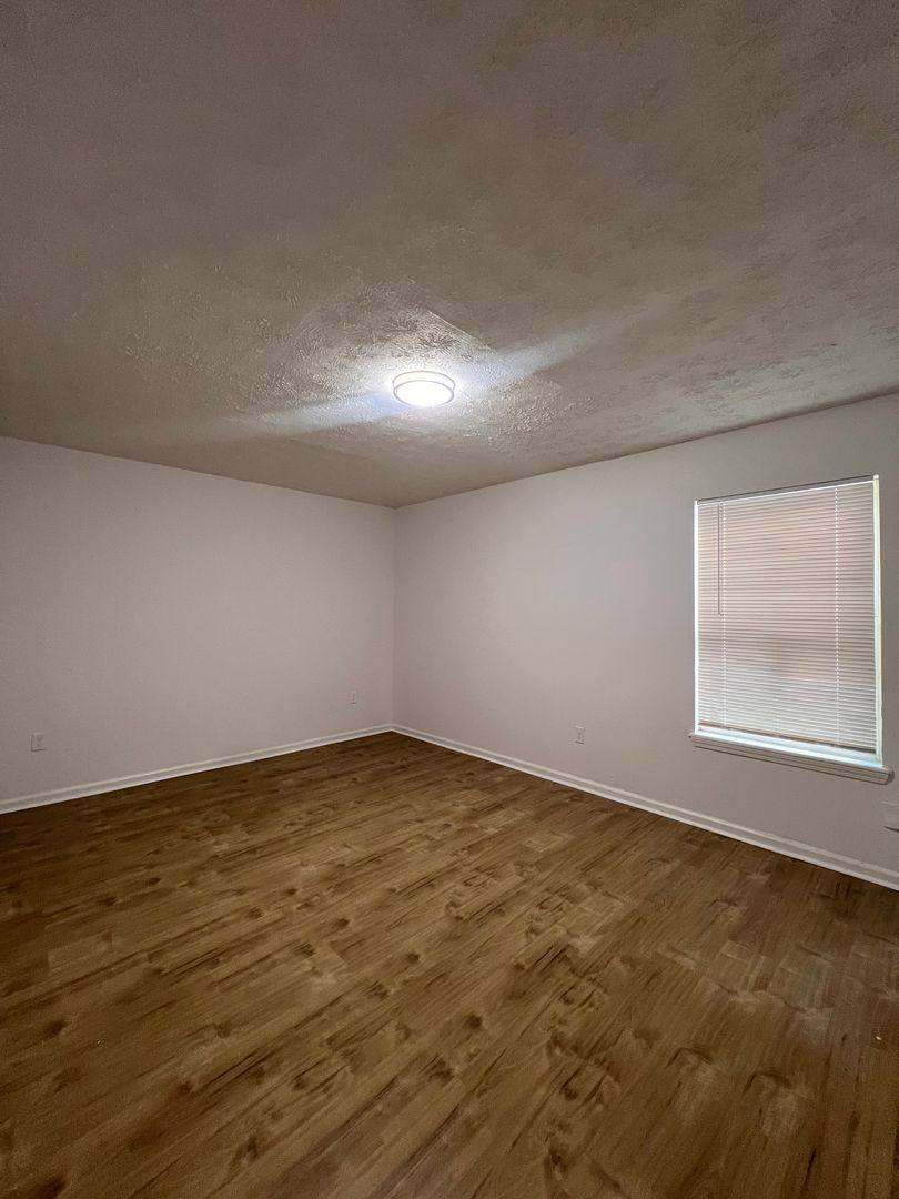 Apartment for rent at 1723 W Kentucky St, Louisville, KY 40210