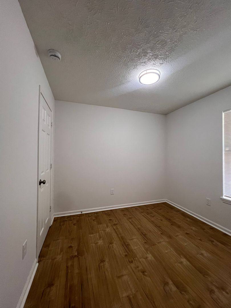 Apartment for rent at 1723 W Kentucky St, Louisville, KY 40210