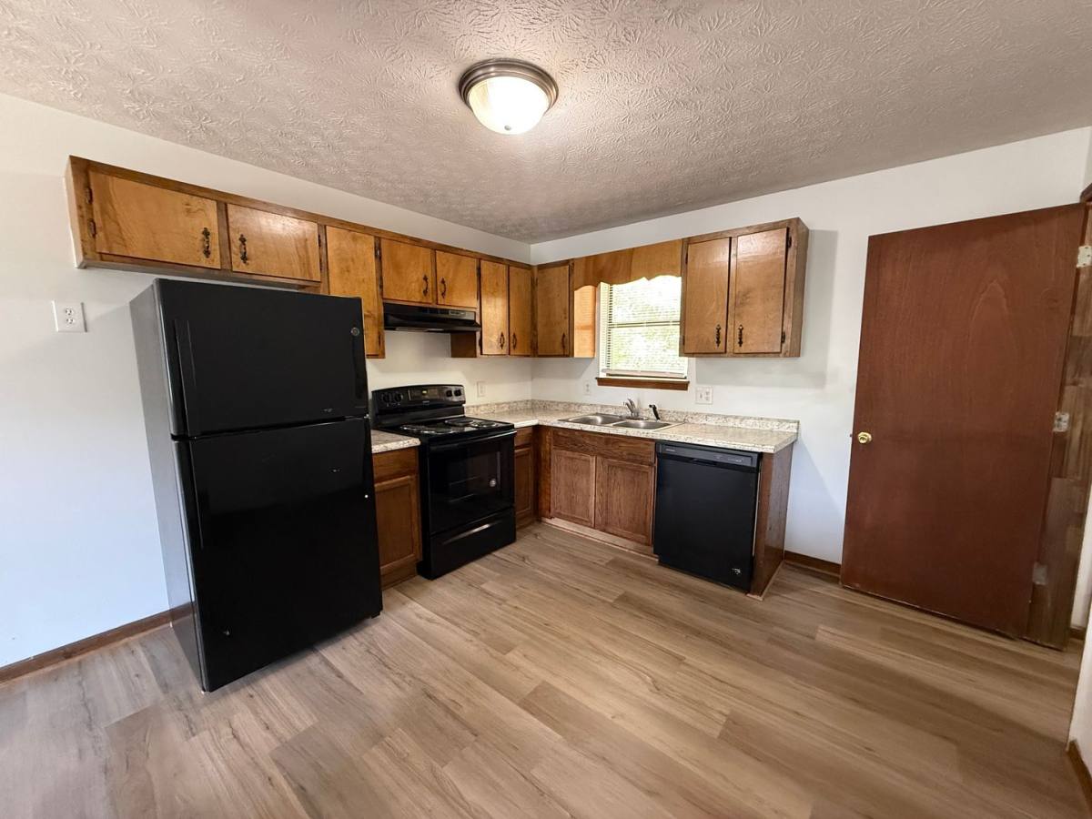 Apartment for rent at 113 Michele Dr, Athens, GA 30606
