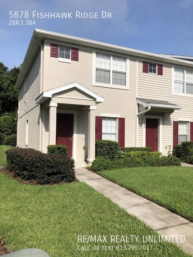 Townhouse for rent at 5878 Fishhawk Ridge Dr, Lithia, FL 33547