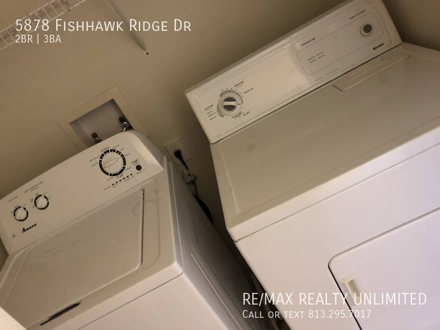 Townhouse for rent at 5878 Fishhawk Ridge Dr, Lithia, FL 33547