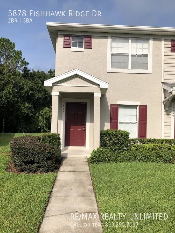 Townhouse for rent at 5878 Fishhawk Ridge Dr, Lithia, FL 33547