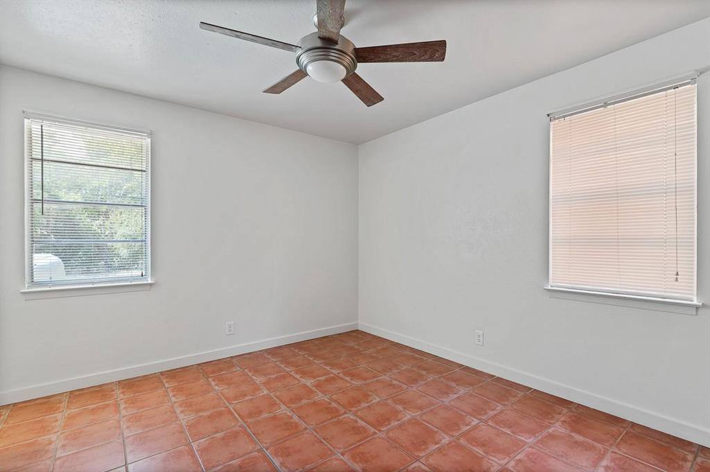 Apartment for rent at 1424 Phillips St, Cleburne, TX 76033