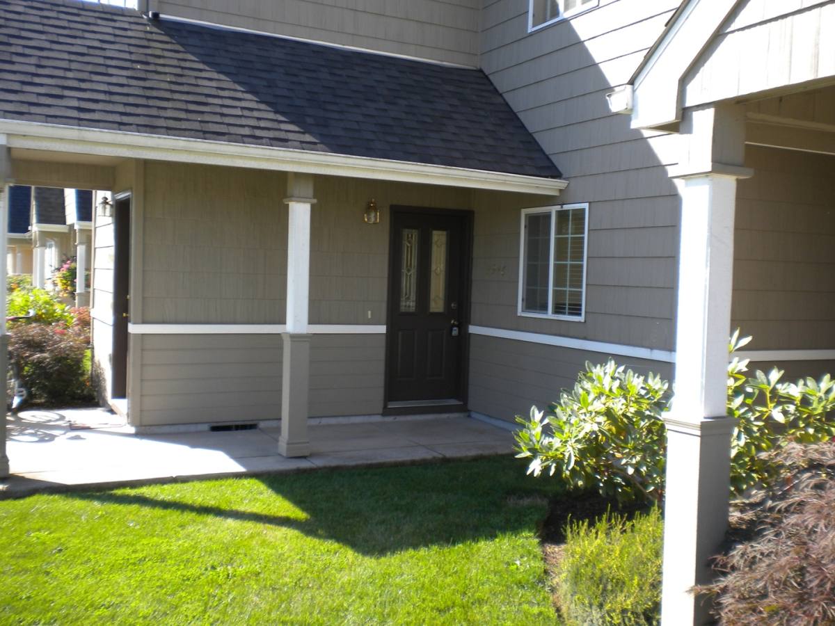 Apartment for rent at 2946 Matt Dr, Eugene, OR 97408