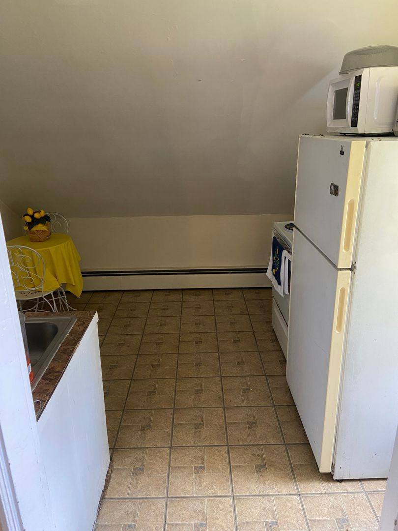 Apartment for rent at 927 Smith St, Providence, RI 02908