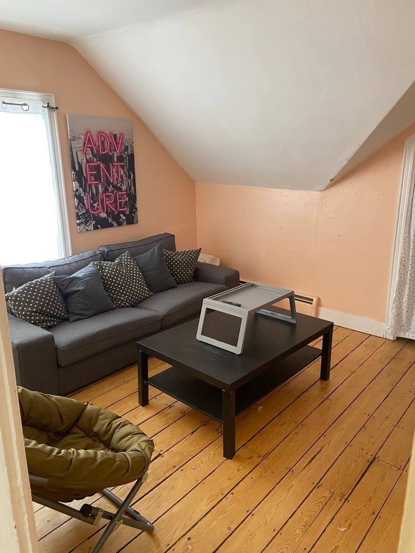 Apartment for rent at 927 Smith St, Providence, RI 02908