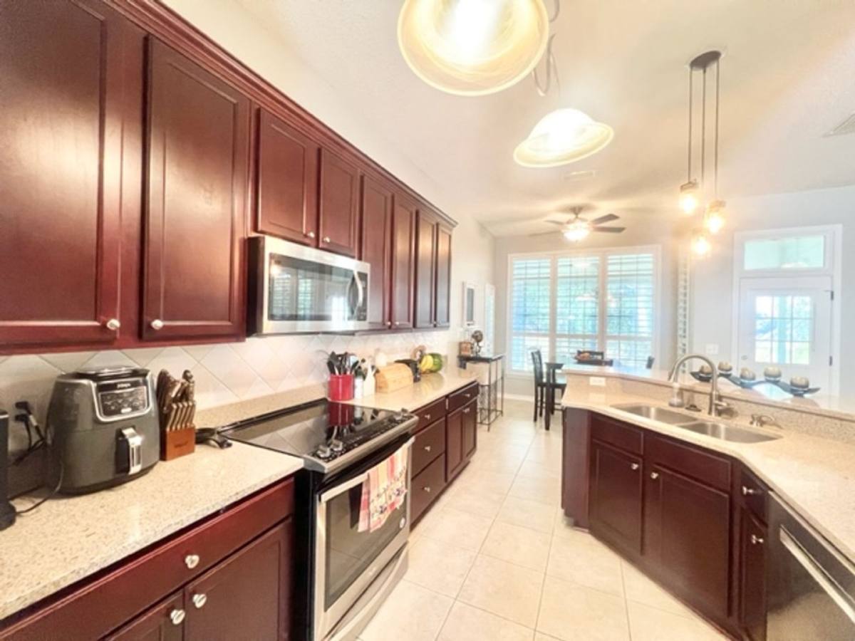 House for rent at 1660 Northridge Rd, Niceville, FL 32578
