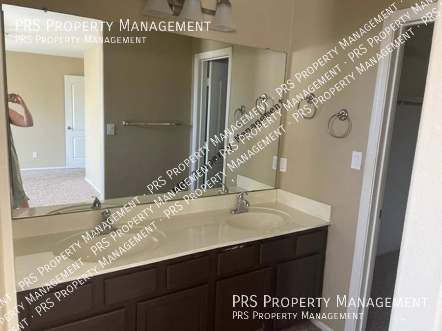 Townhouse for rent at 5665 W Galveston St #122, Chandler, AZ 85226