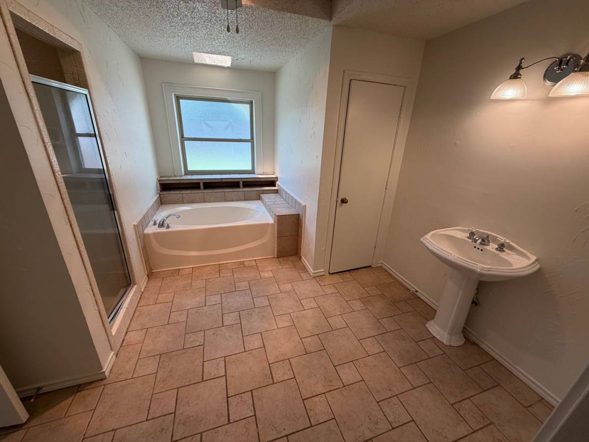 House for rent at 4909 Van Ness St, Garland, TX 75043