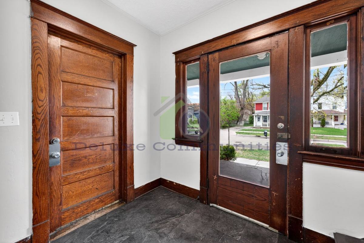 House for rent at 434 Worden Ave SE, Grand Rapids, MI 49507