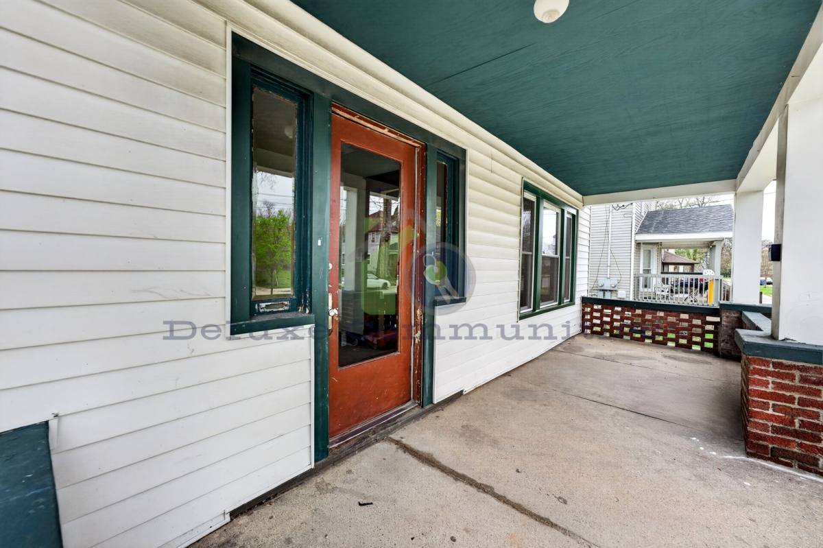 House for rent at 434 Worden Ave SE, Grand Rapids, MI 49507