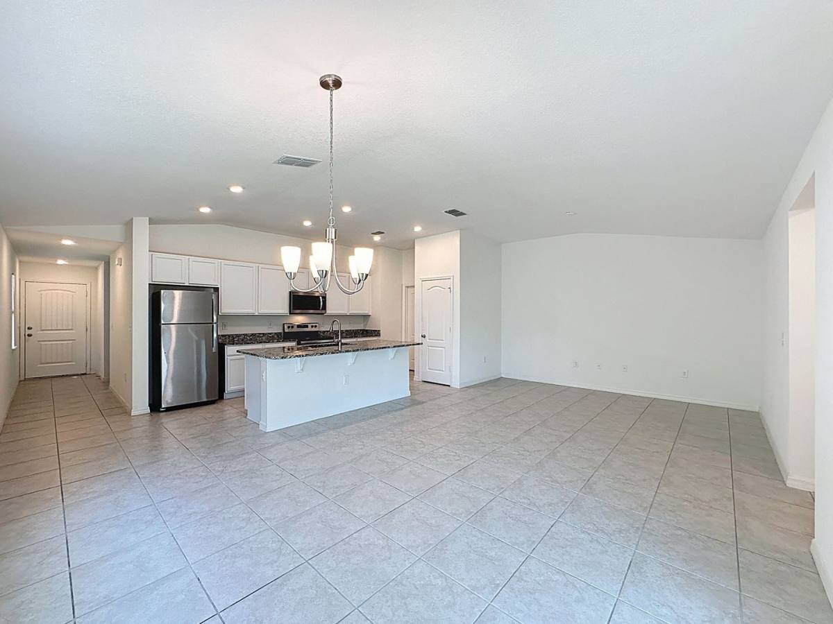 House for rent at 707 Scrub Oak Hammock Rd, Davenport, FL 33837