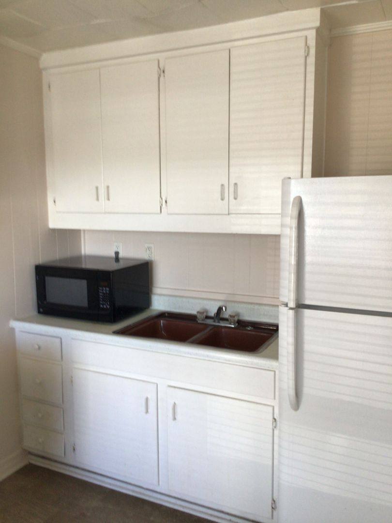 Apartment for rent at 40 Eglin St, Fort Walton Beach, FL 32547