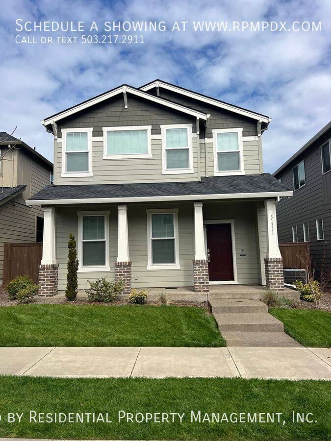 Townhouse for rent at 31331 NW Brookings St, North Plains, OR 97133