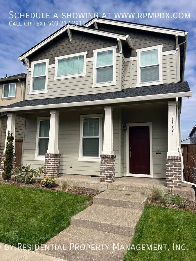 Townhouse for rent at 31331 NW Brookings St, North Plains, OR 97133