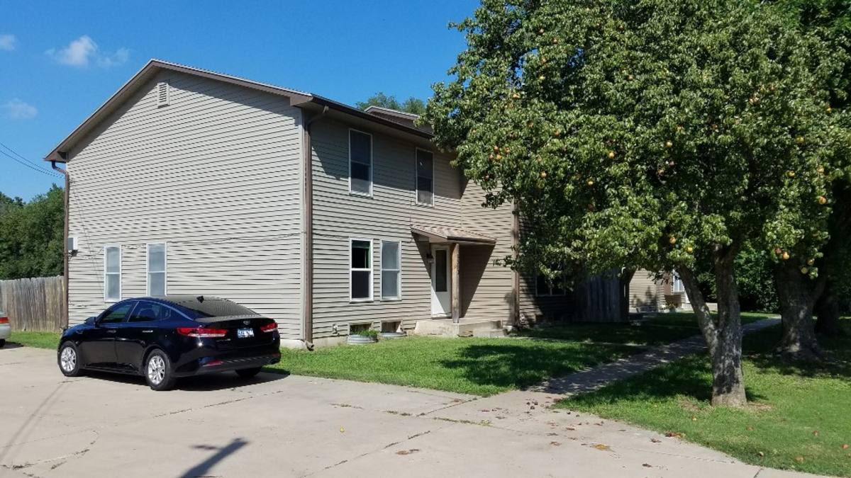 Apartment for rent at 8510 W Maple, Wichita, KS 67209