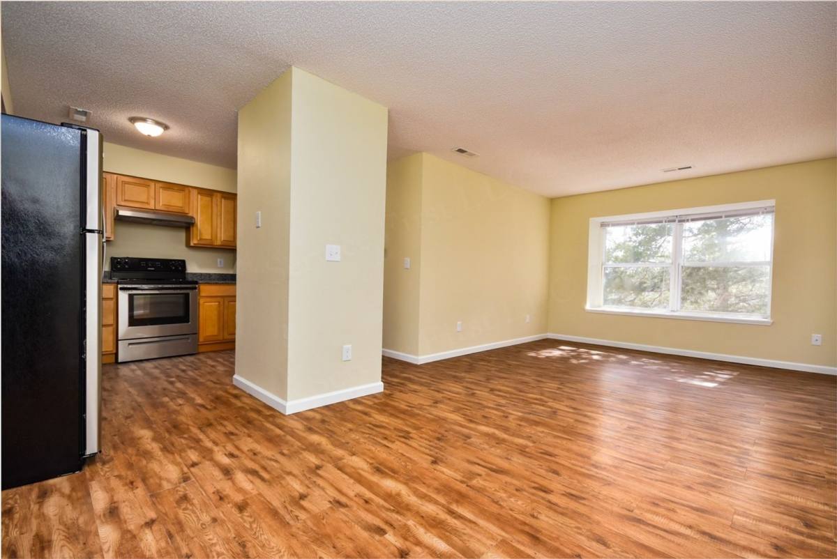 Apartment for rent at 407 Judy St, Branson, MO 65616