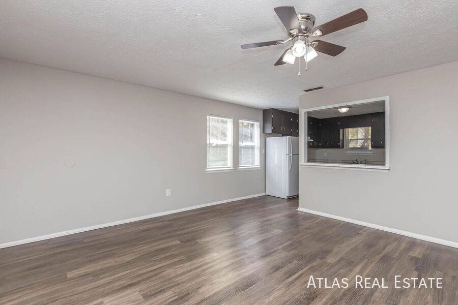 Apartment for rent at 125 N Bluff Rd, Athens, GA 30607