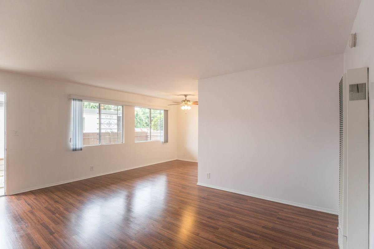 Apartment for rent at 5319 Inglewood Blvd #2, Culver City, CA 90230