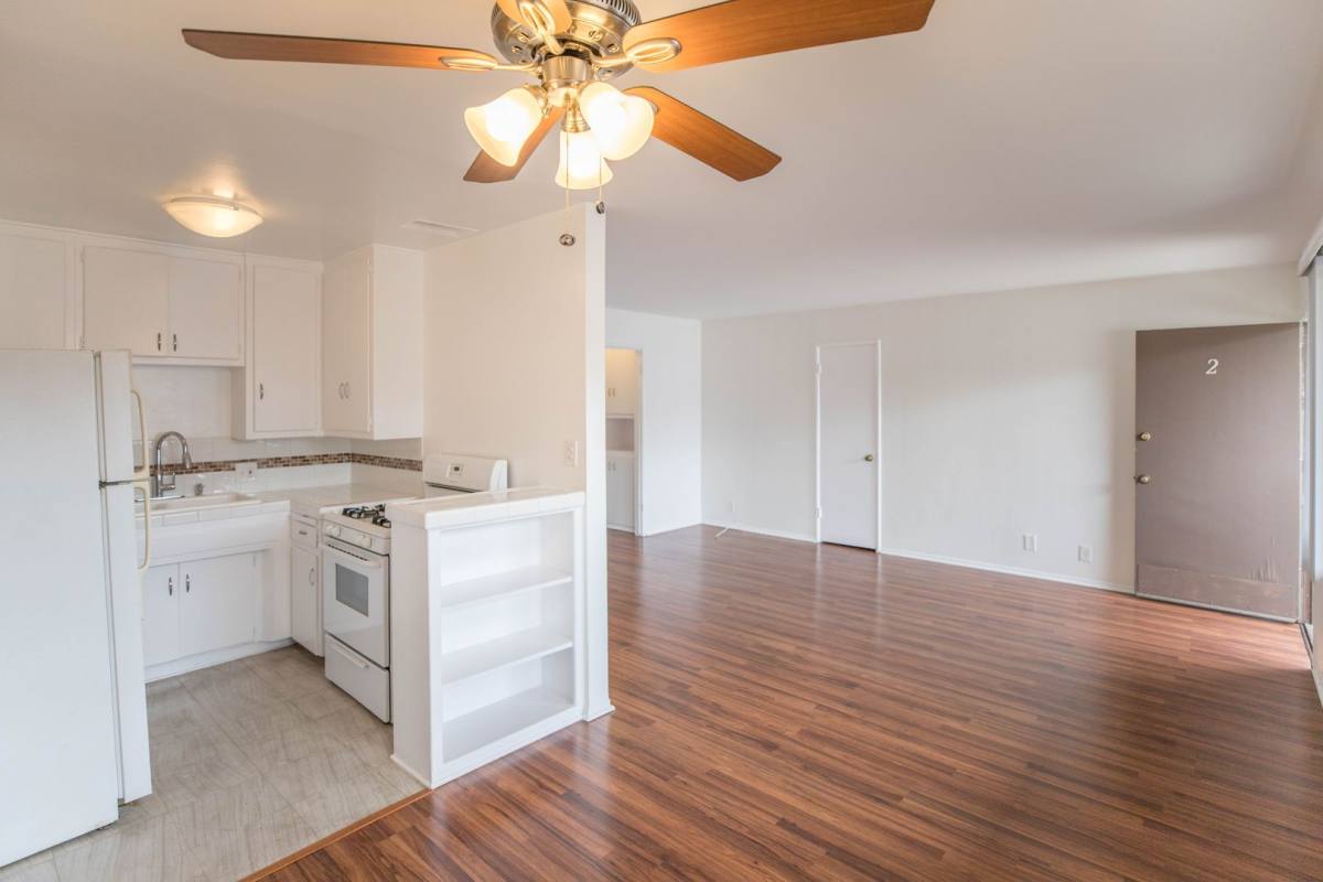 Apartment for rent at 5319 Inglewood Blvd #2, Culver City, CA 90230