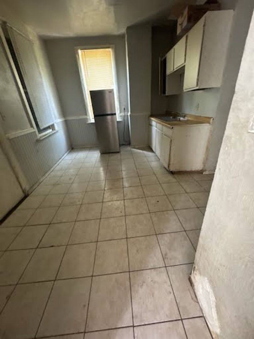 Apartment for rent at 2421 S 5th Place, Milwaukee, WI 53207