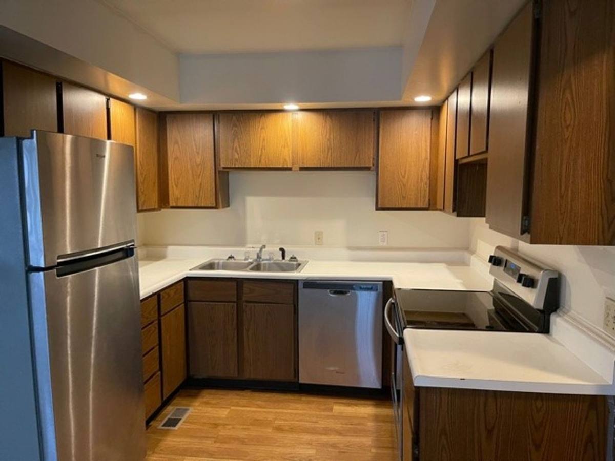 Apartment for rent at 612 W Church St, Champaign, IL 61820