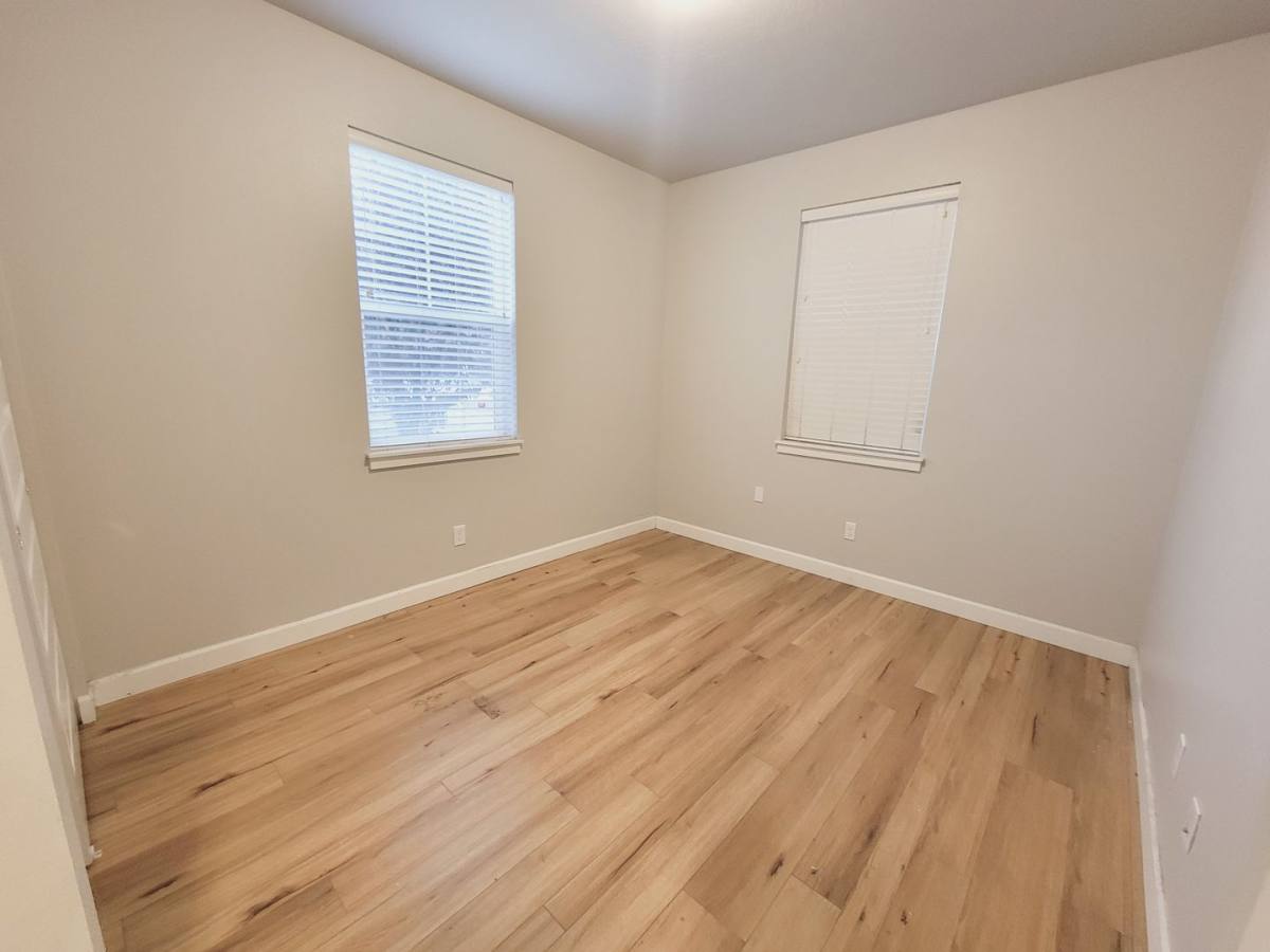 Apartment for rent at 424 NE Stafford St, Portland, OR 97211