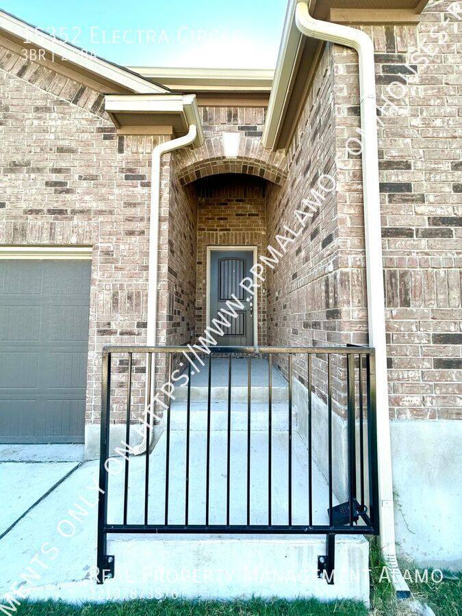 House for rent at 15352 Electra Circle, San Antonio, TX 78245