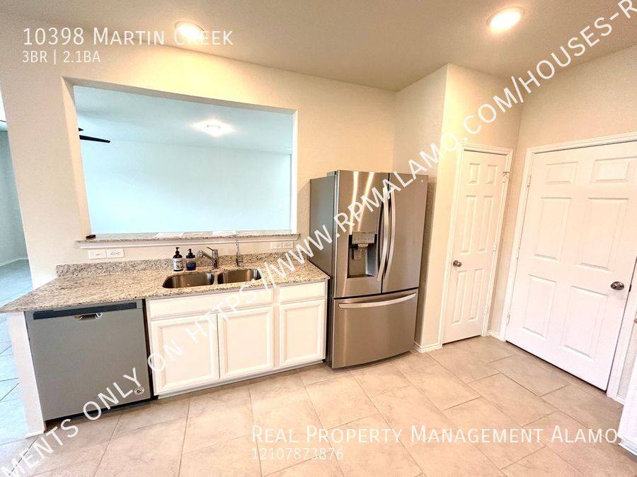 House for rent at 10398 Martin Creek, San Antonio, TX 78252