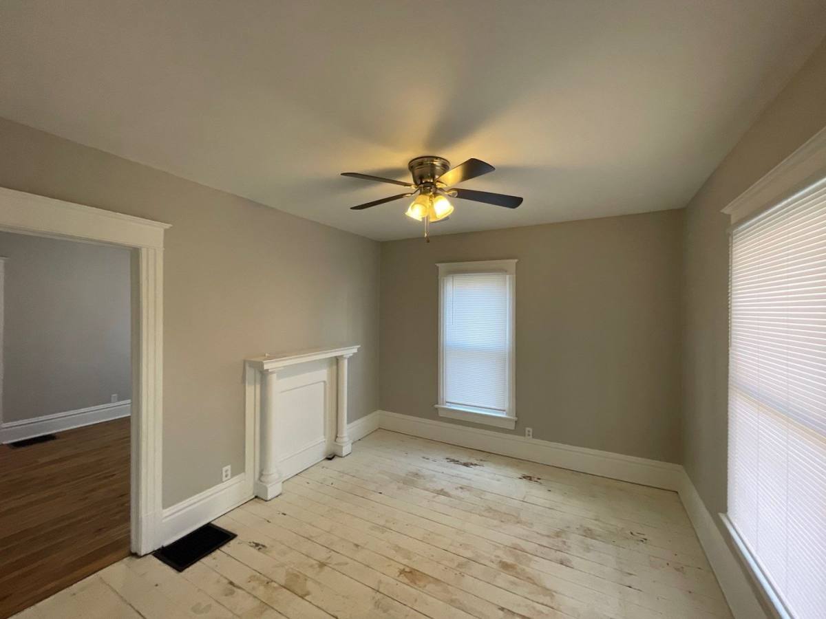 House for rent at 1413 N 5th St, Springfield, IL 62702