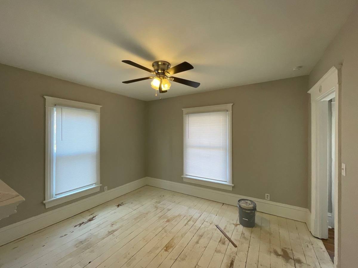 House for rent at 1413 N 5th St, Springfield, IL 62702