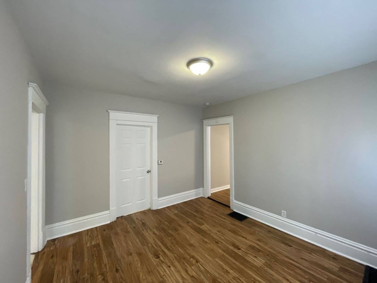 House for rent at 1413 N 5th St, Springfield, IL 62702