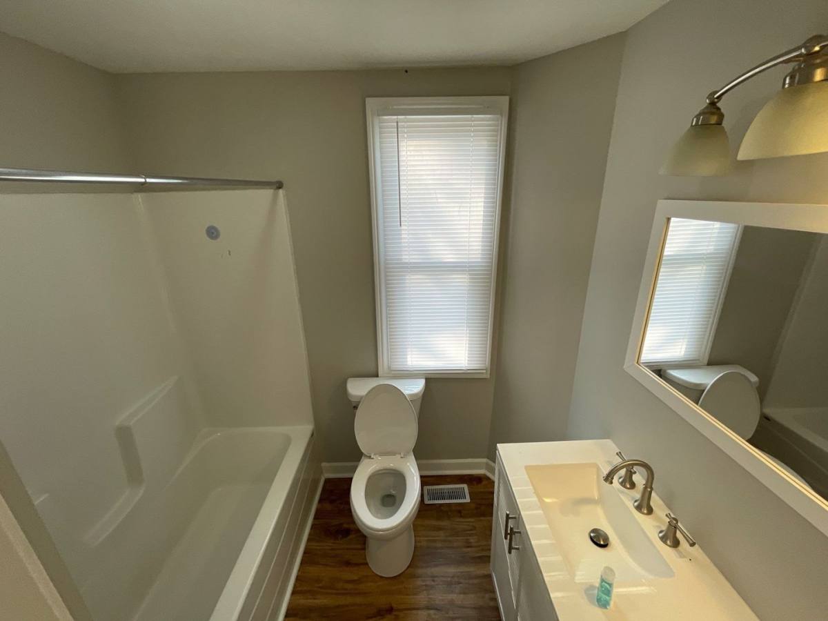 House for rent at 1413 N 5th St, Springfield, IL 62702