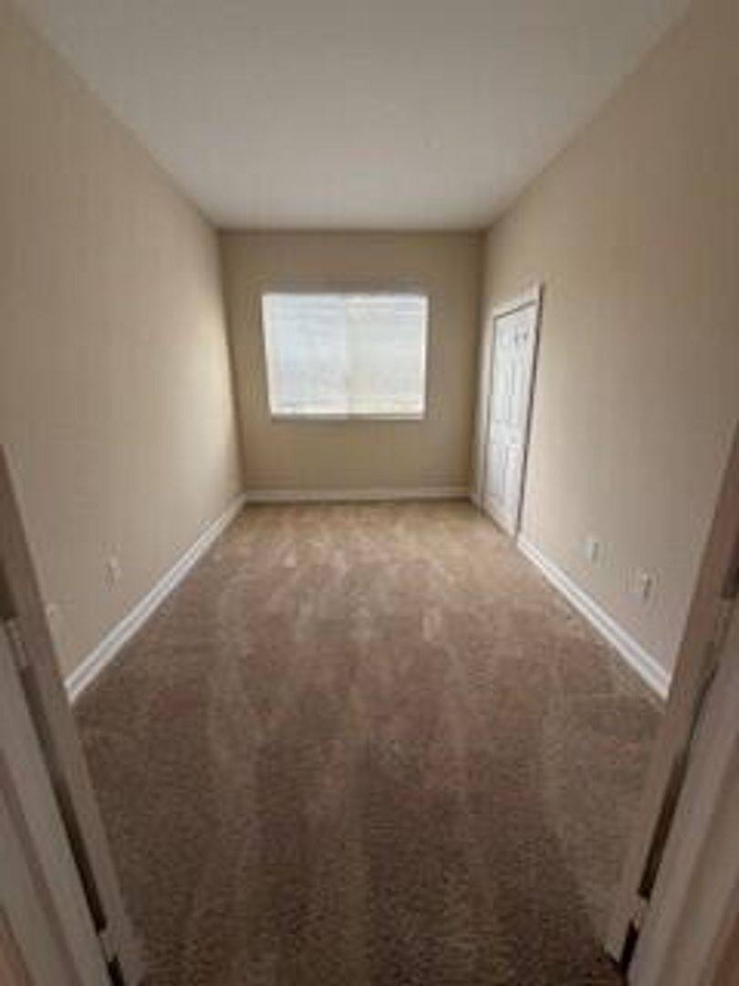 Apartment for rent at 4520 Pga Blvd, Palm Beach Gardens, FL 33418