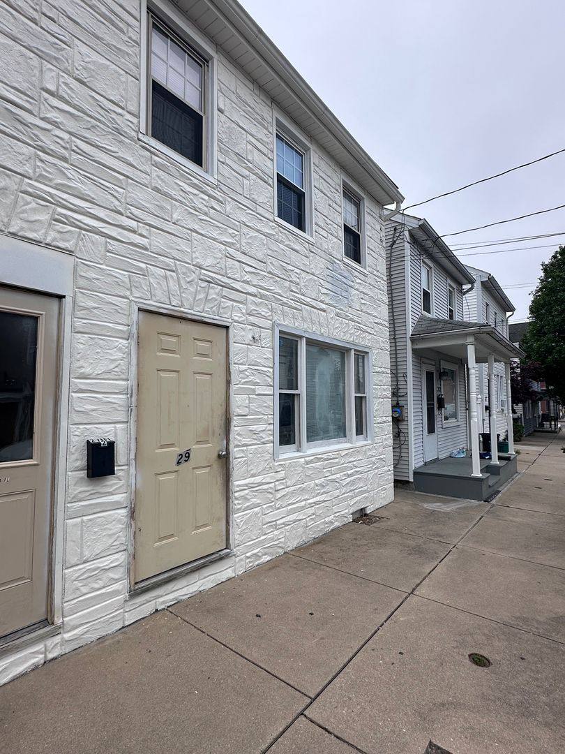 Apartment for rent at 29 S 5th St, Columbia, PA 17512