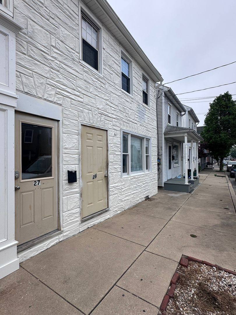 Apartment for rent at 29 S 5th St, Columbia, PA 17512
