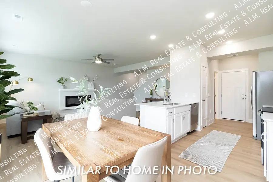 Townhouse for rent at 218 NE Crossing Oaks Lane, Ankeny, IA 50021