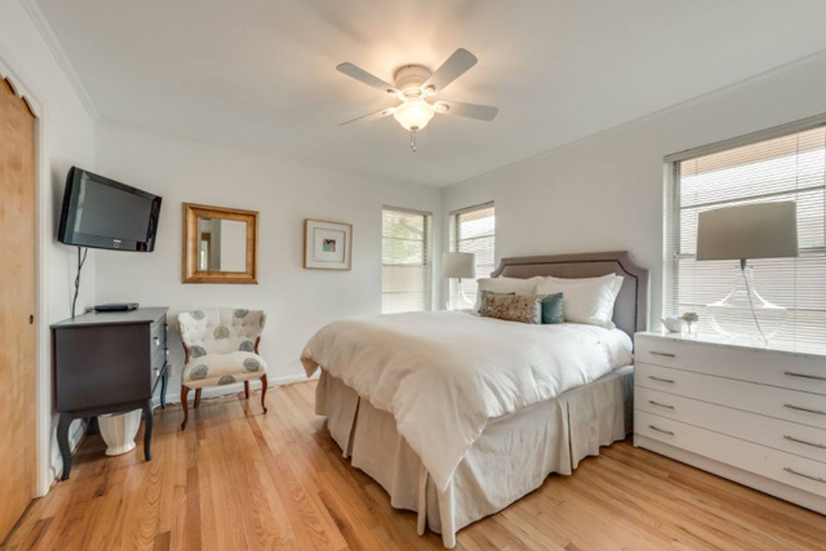 House for rent at 6523 E Mockingbird Lane, Dallas, TX 75214