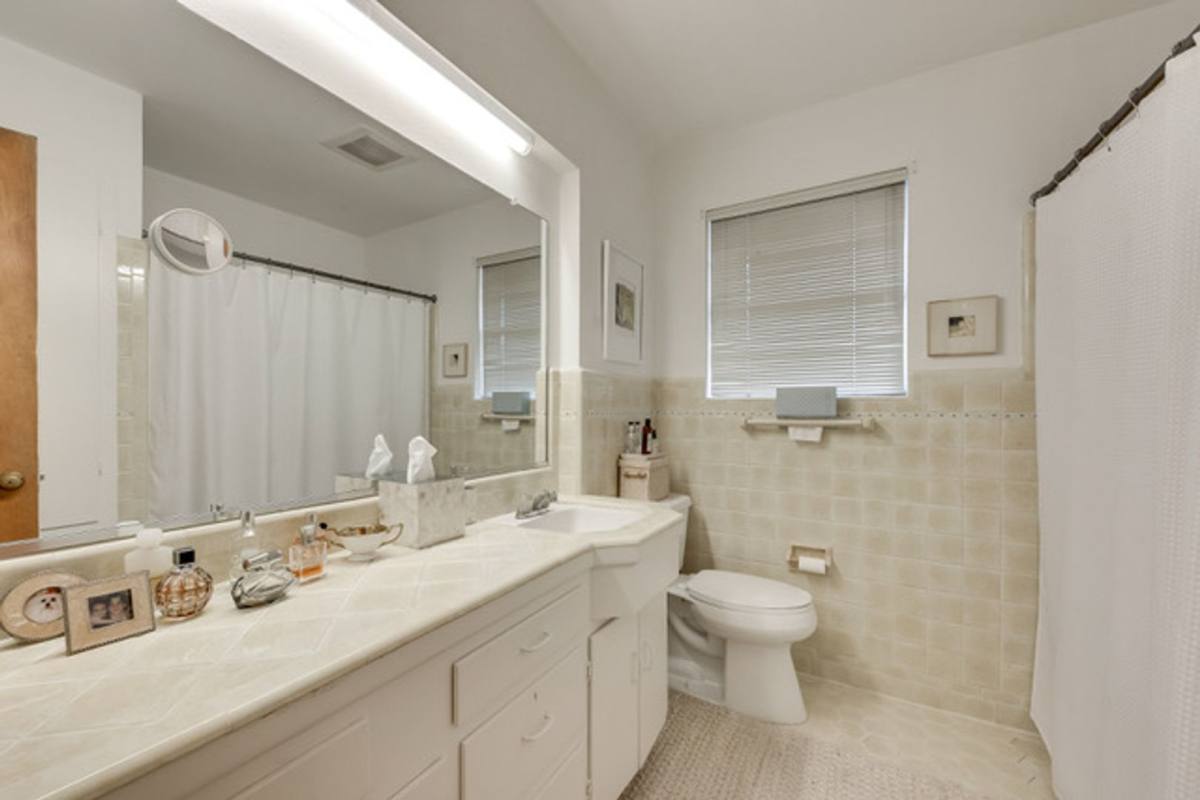 House for rent at 6523 E Mockingbird Lane, Dallas, TX 75214