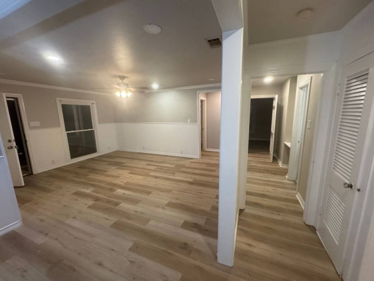 House for rent at 1112 N Lockhart St, Sherman, TX 75092