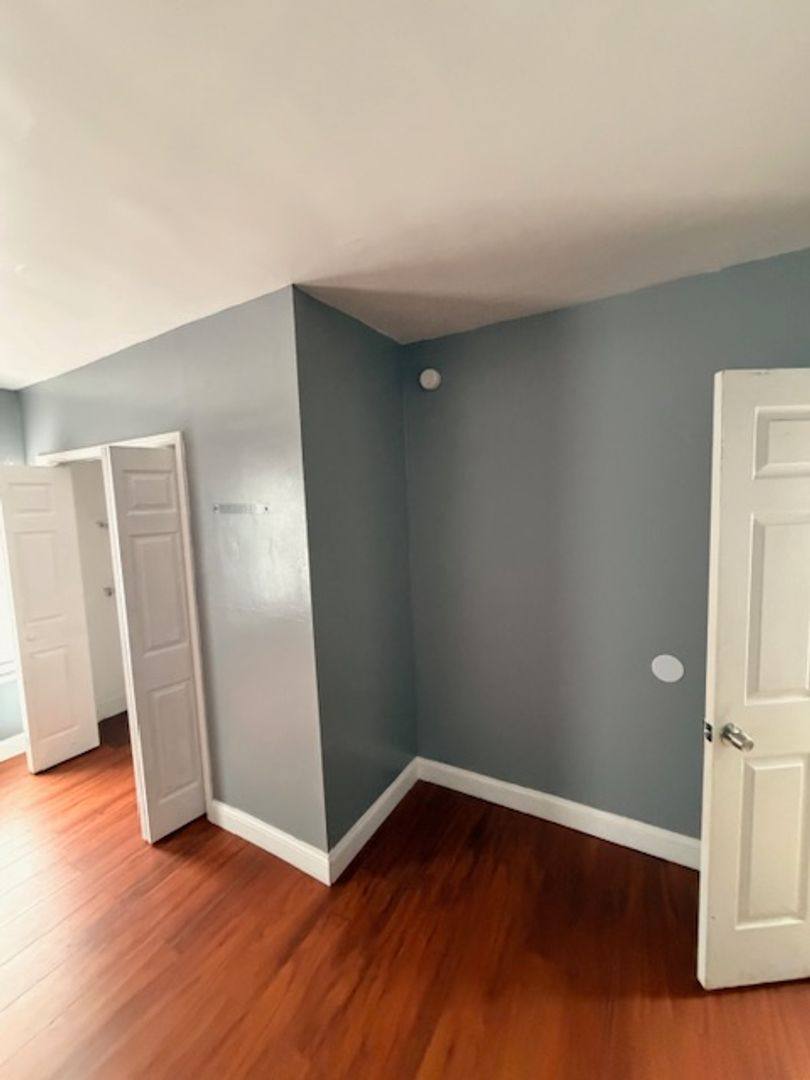 Apartment for rent at 925 Xenia Ave, Dayton, OH 45410